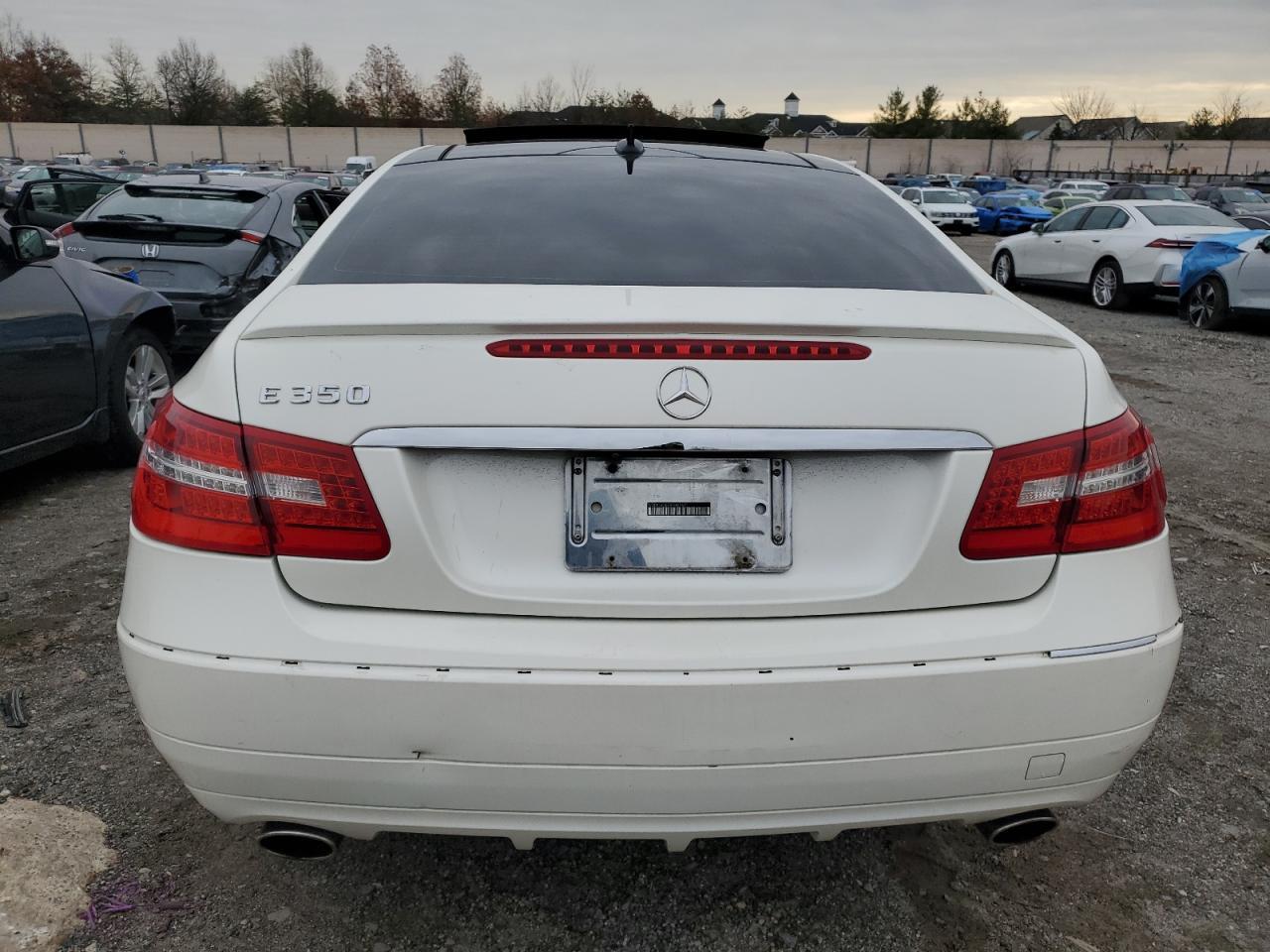 2011 MERCEDES-BENZ E-Class