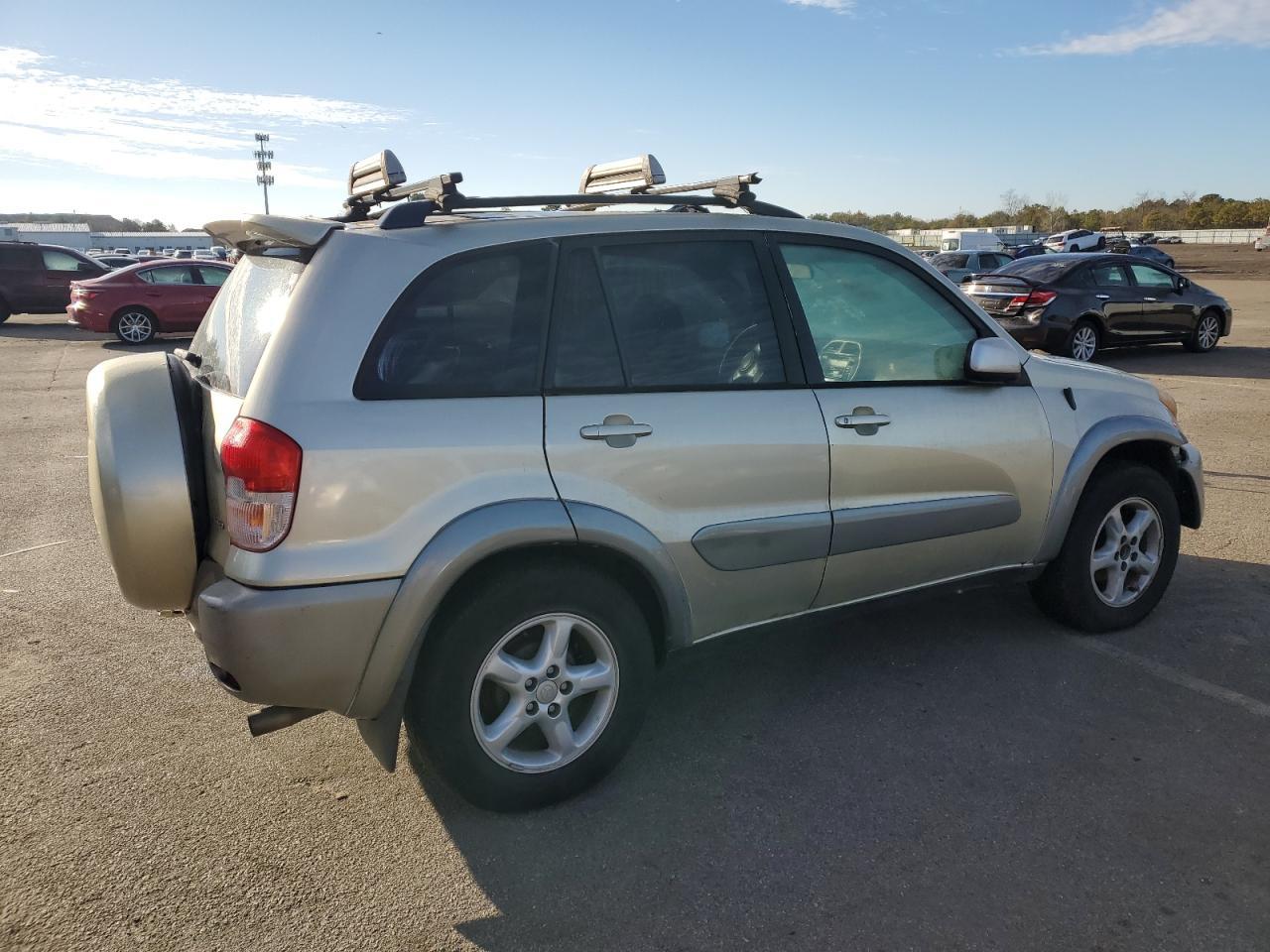 2001 TOYOTA RAV4