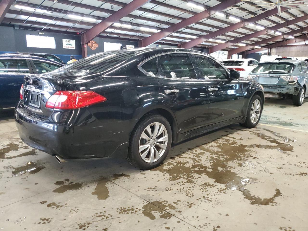 2012 INFINITI M37