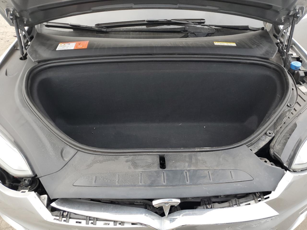 2016 TESLA MODEL X