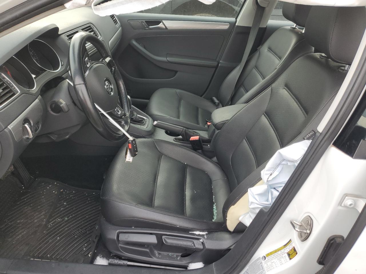 2018 VOLKSWAGEN JETTA