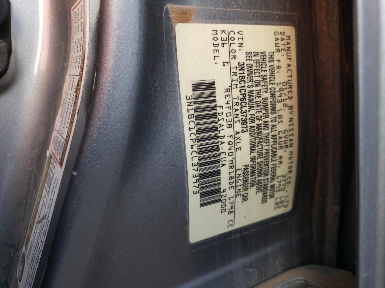 2012 NISSAN VERSA