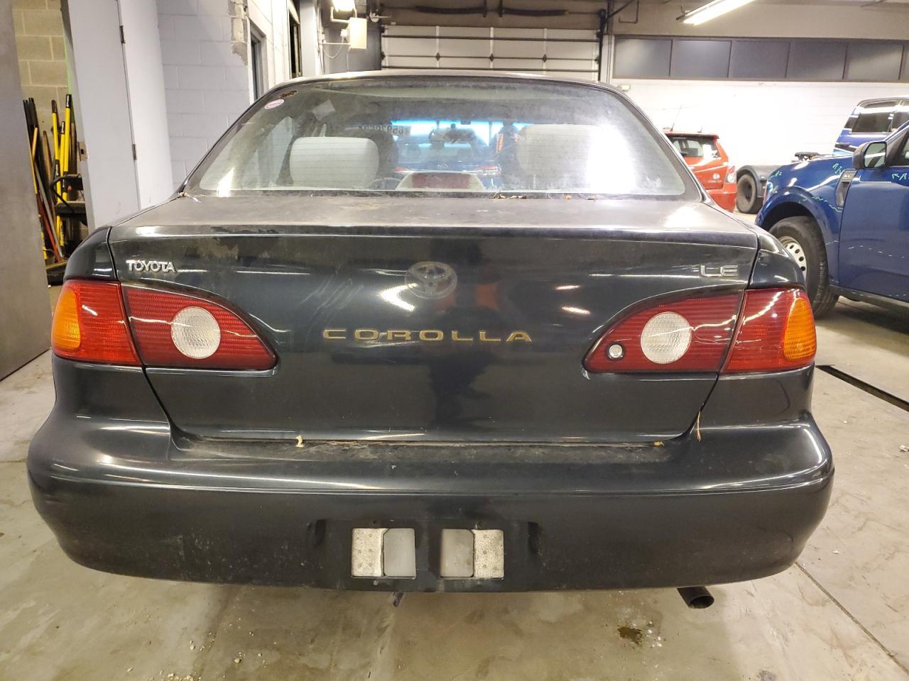 2002 TOYOTA COROLLA