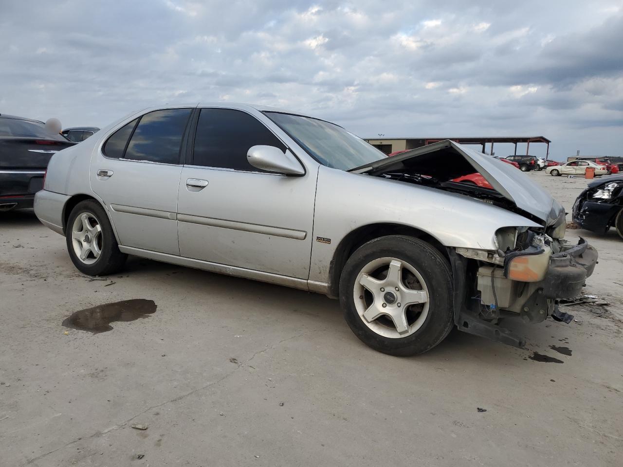 2001 NISSAN ALTIMA
