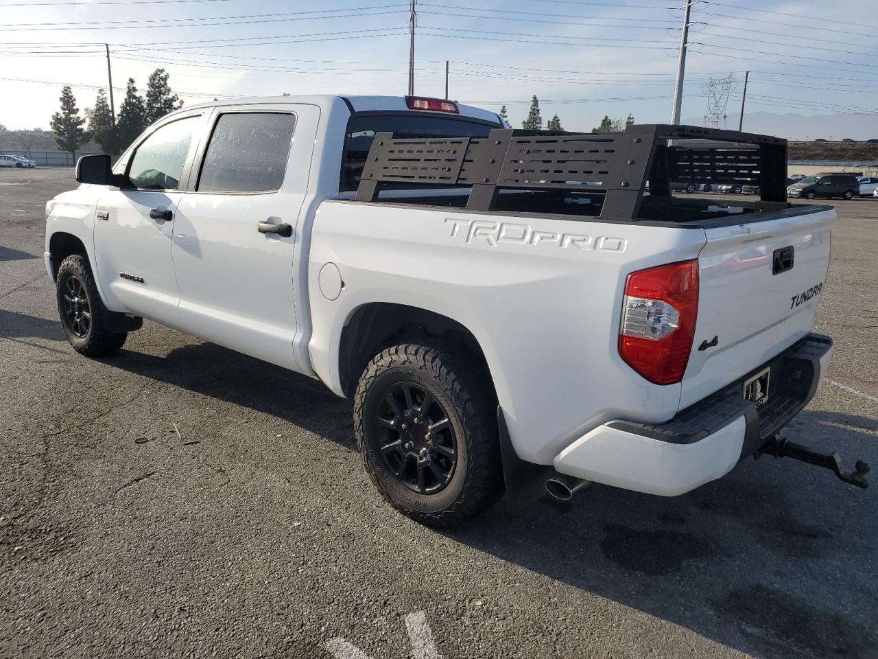 2017 TOYOTA TUNDRA