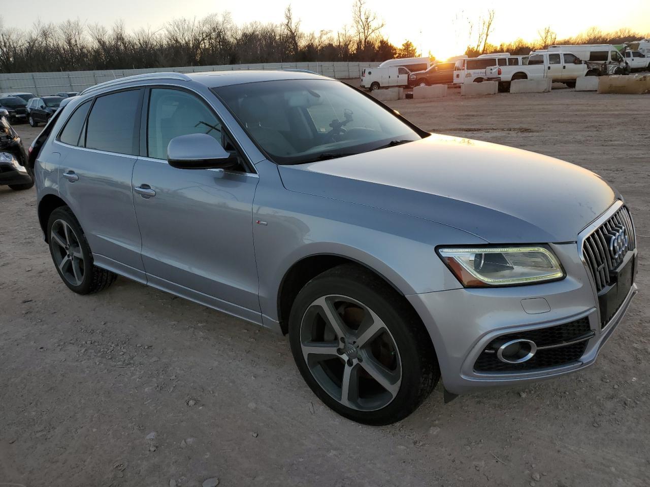 2016 AUDI Q5
