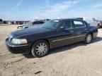2011 LINCOLN Town Car