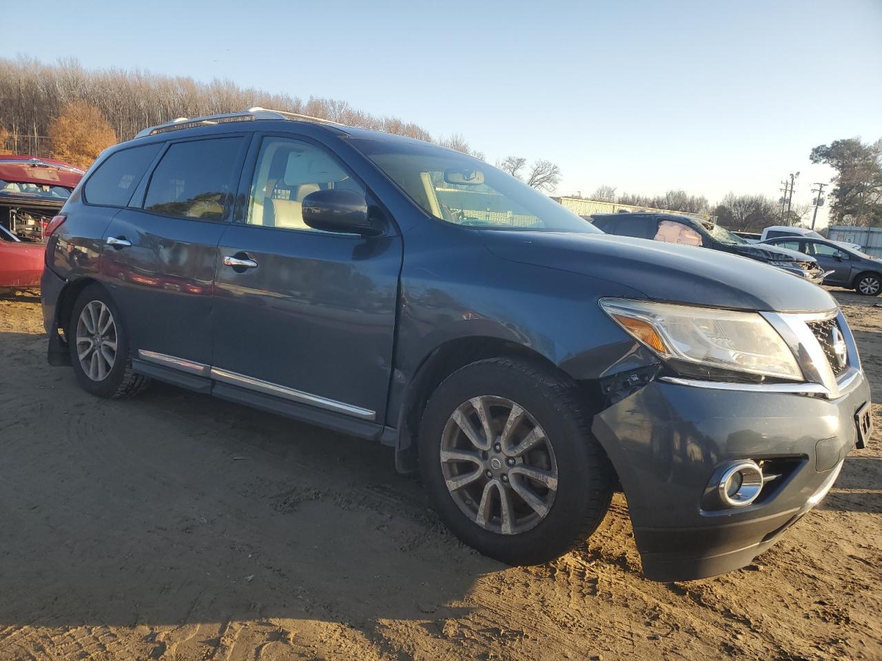 2013 NISSAN PATHFINDER