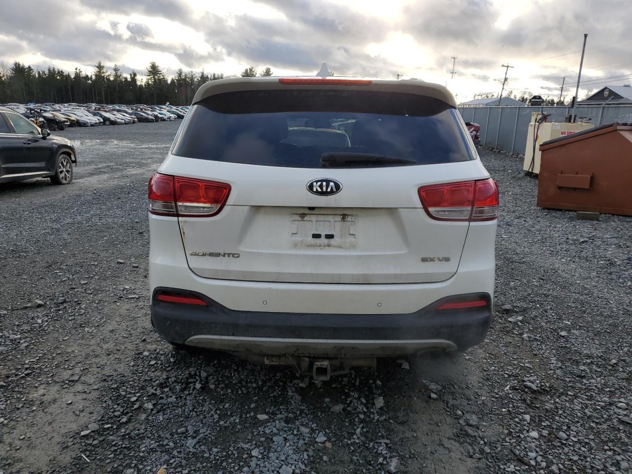 2017 KIA SORENTO