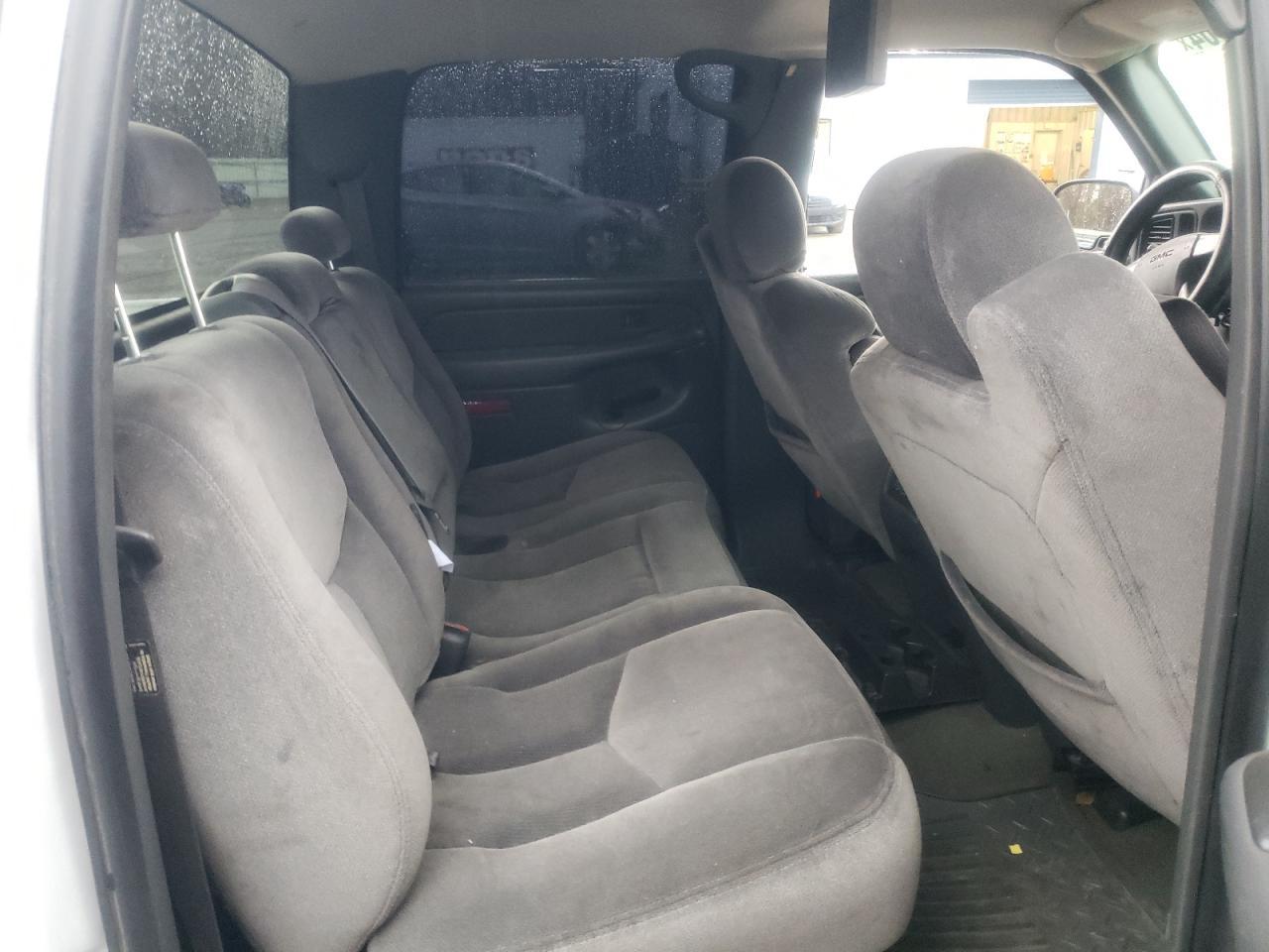 2005 GMC Sierra
