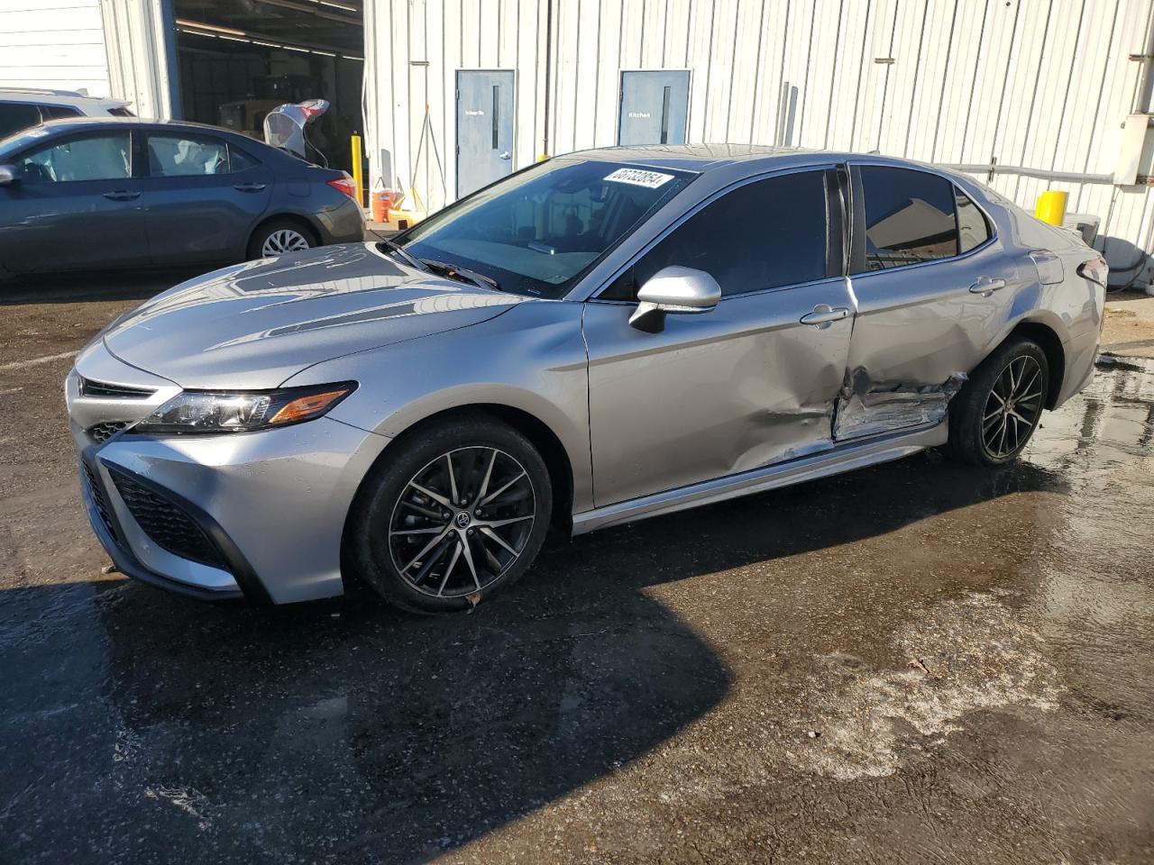 2023 TOYOTA CAMRY
