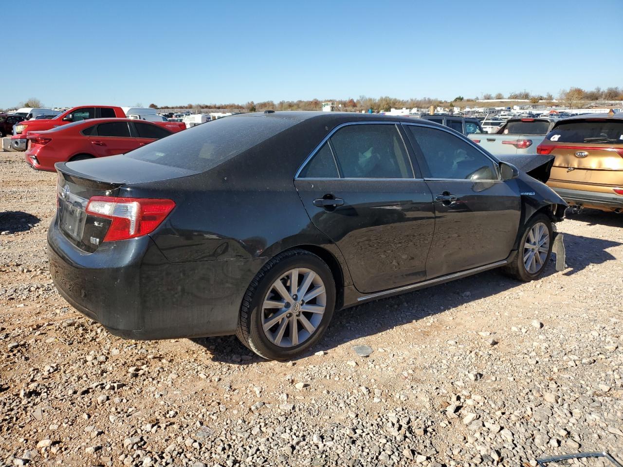 2012 TOYOTA CAMRY