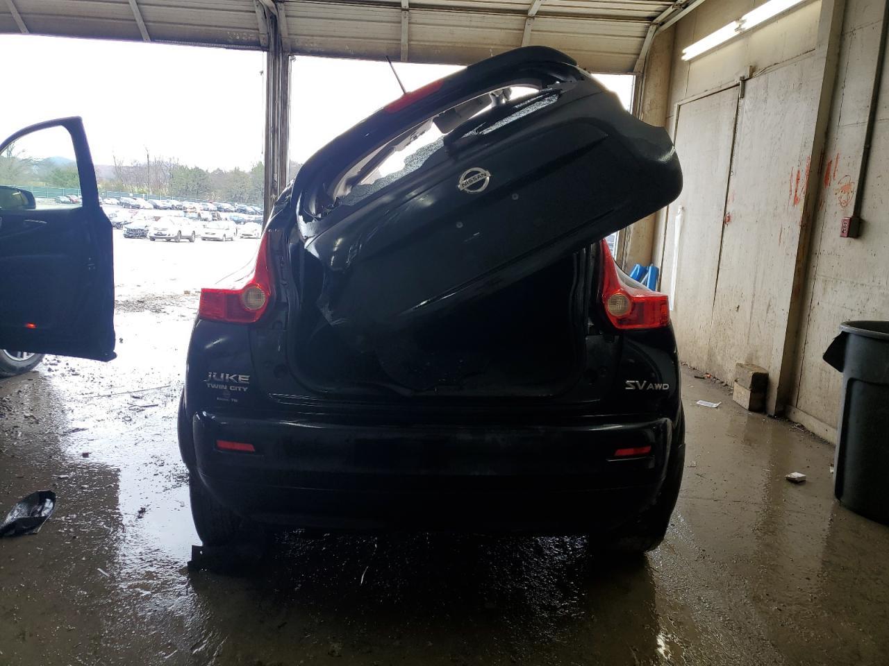 2011 NISSAN Juke