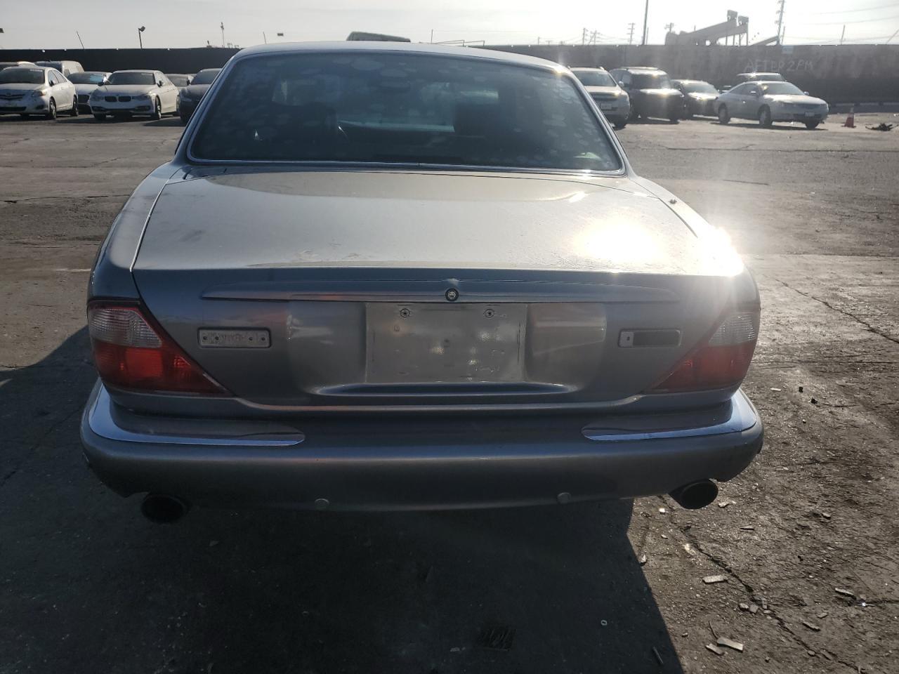 2002 JAGUAR Xj-Series