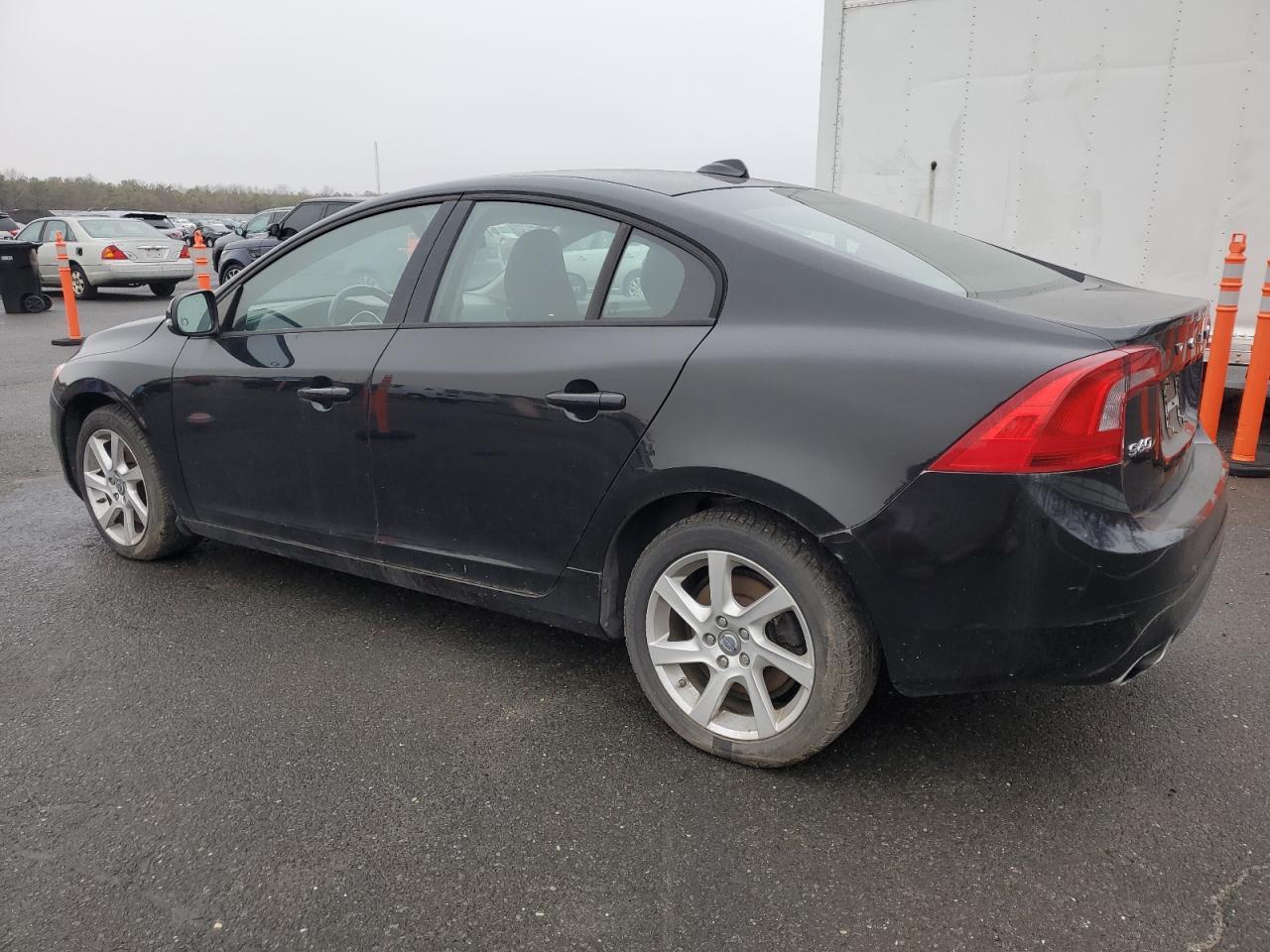 2014 VOLVO S60