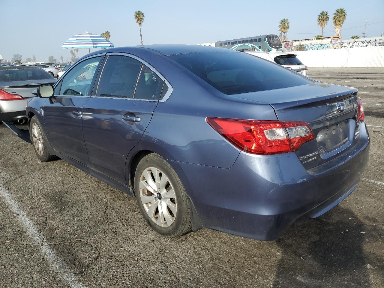 2017 SUBARU Legacy