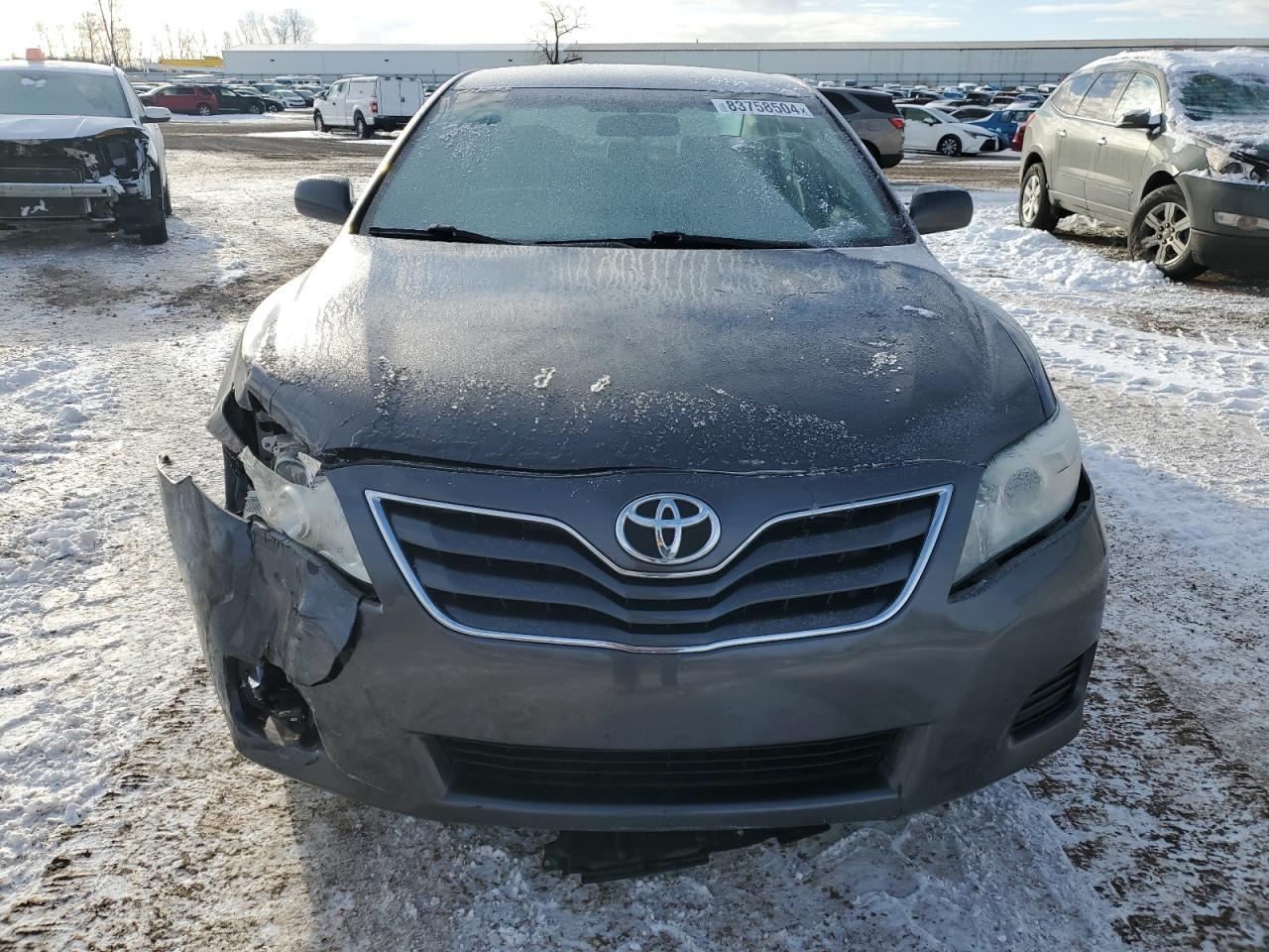 2011 TOYOTA CAMRY