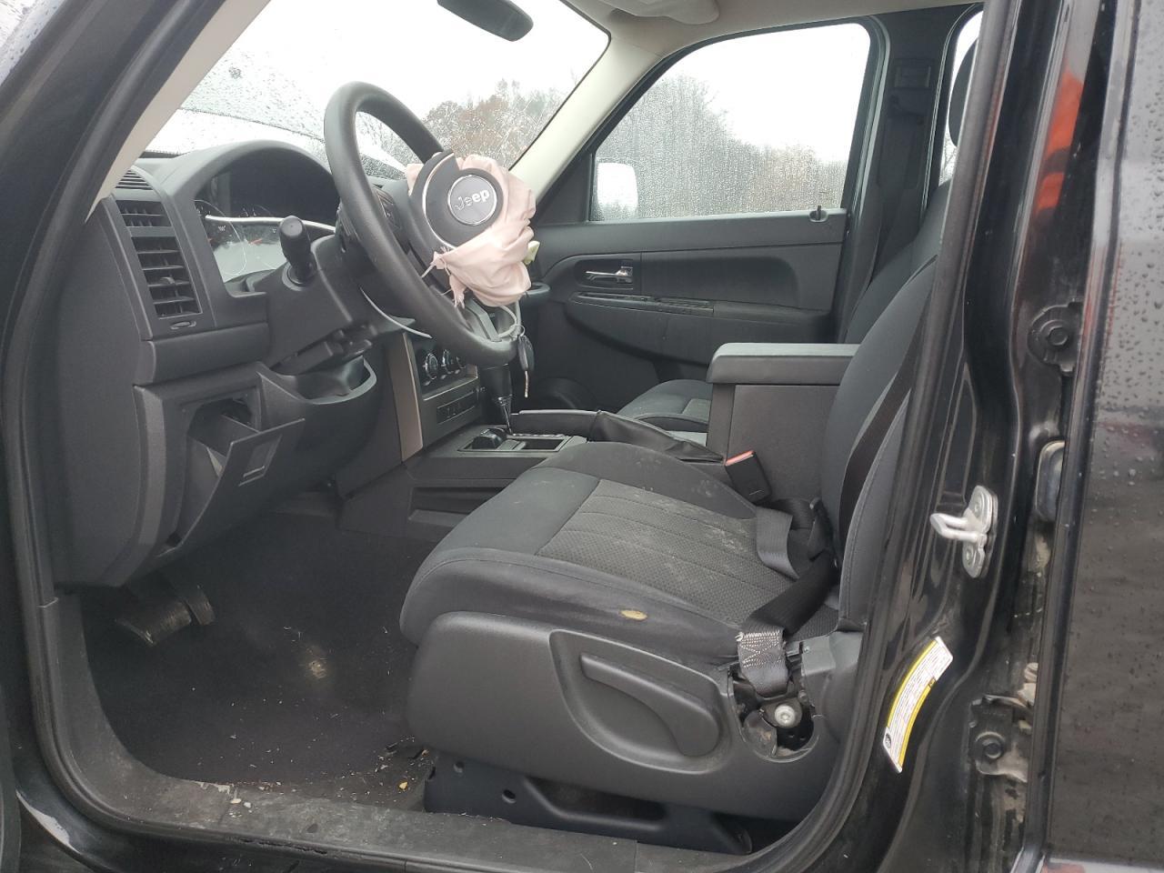 2012 JEEP Liberty