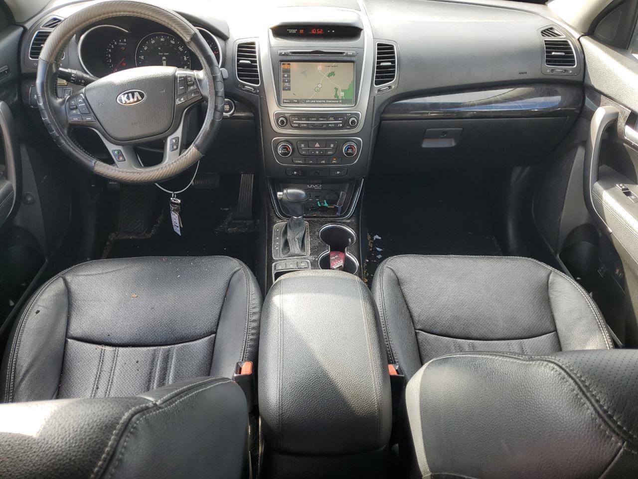 2015 KIA SORENTO