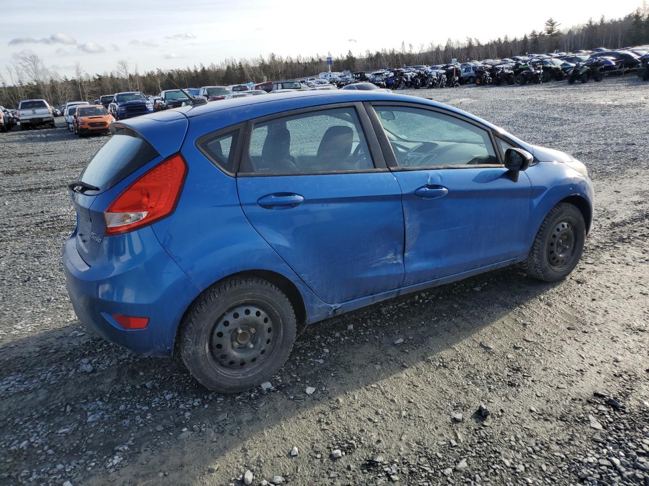 2011 FORD Fiesta