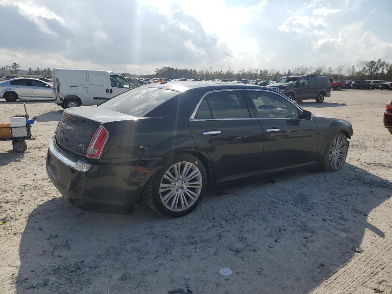2012 CHRYSLER 300