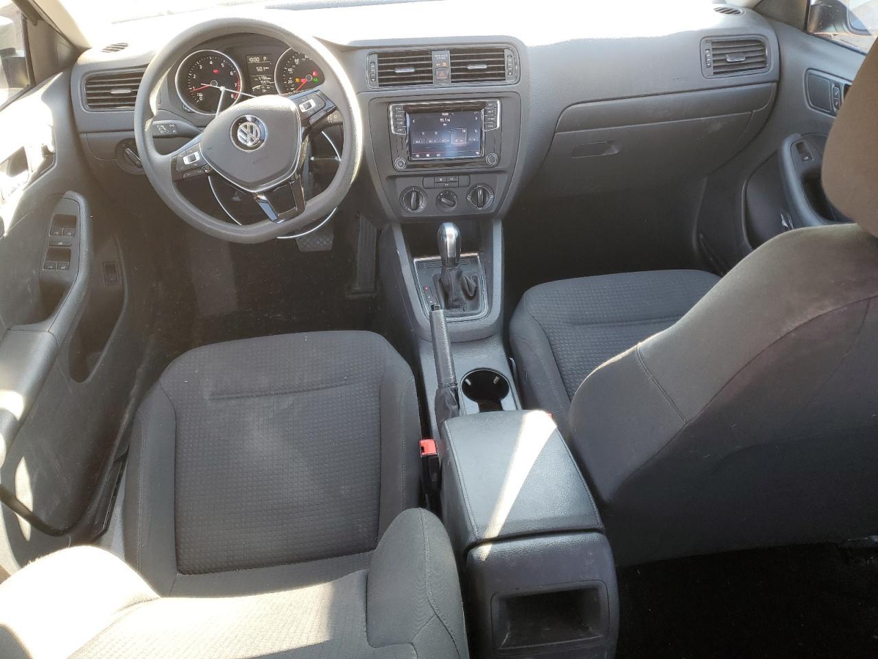 2016 VOLKSWAGEN JETTA