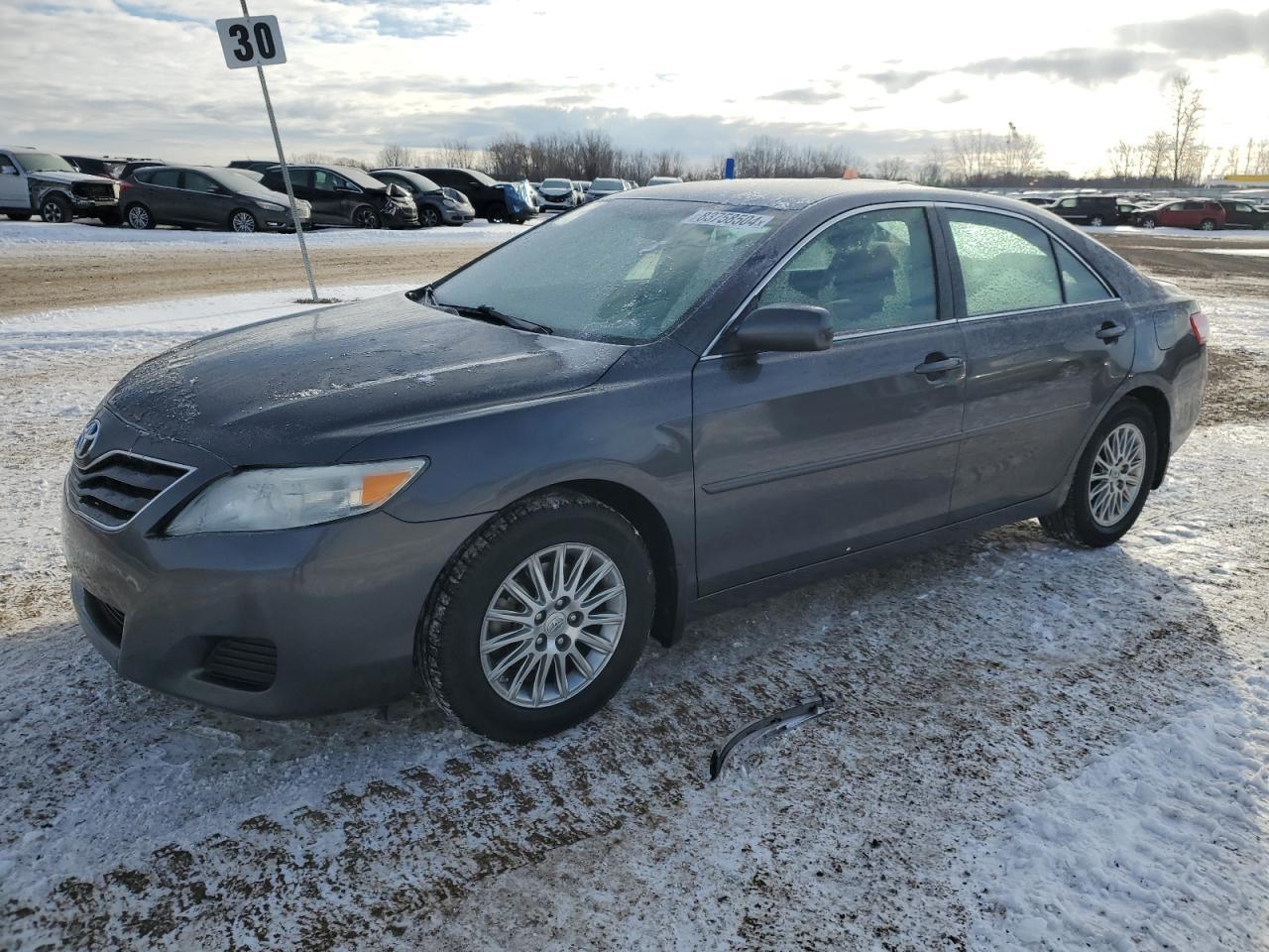 2011 TOYOTA CAMRY