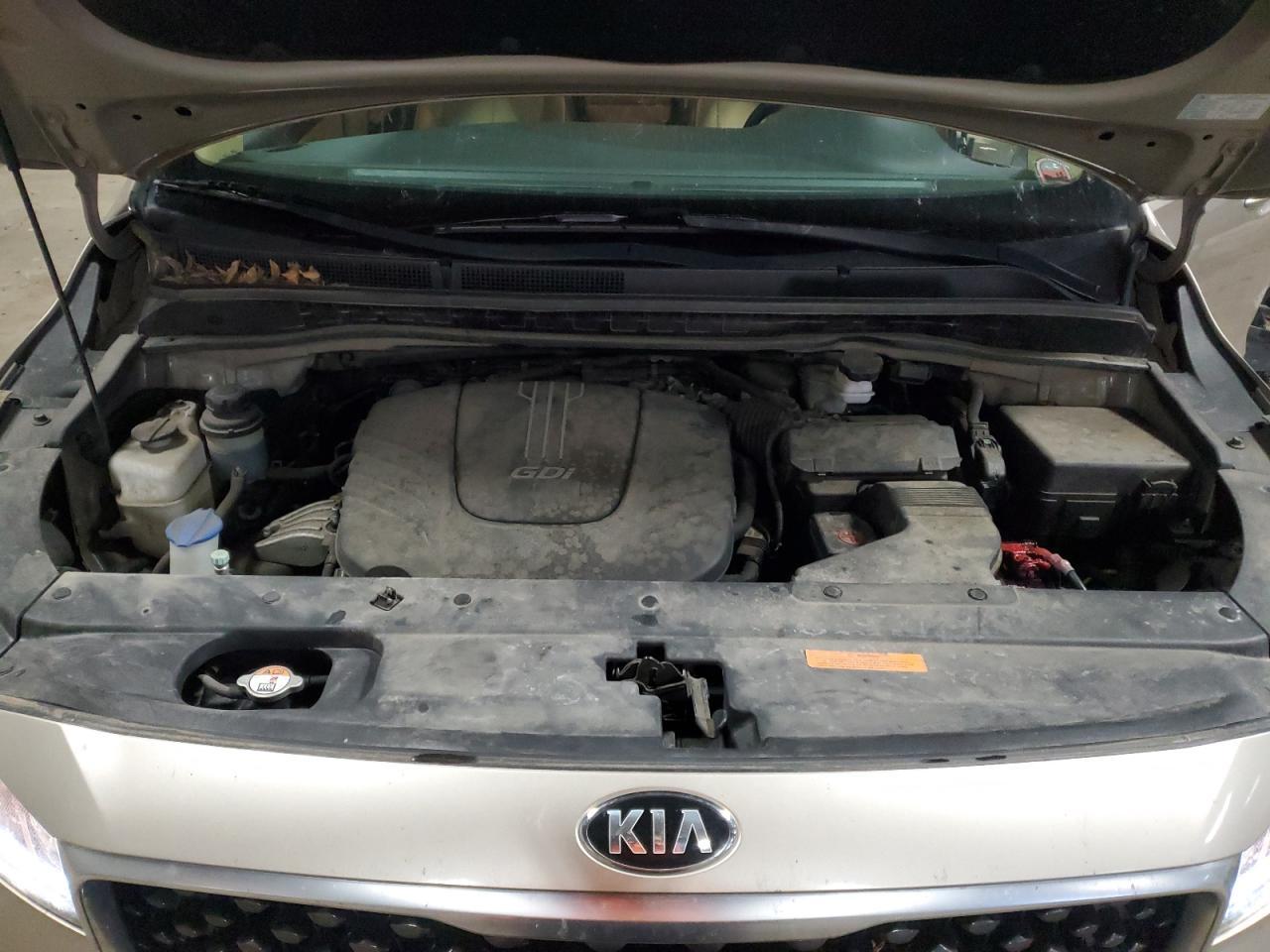 2016 KIA SEDONA