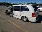 2010 CHRYSLER Town & Country