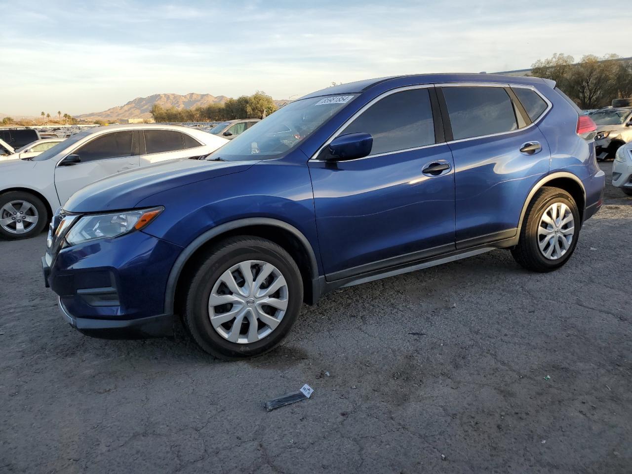 2017 NISSAN ROGUE
