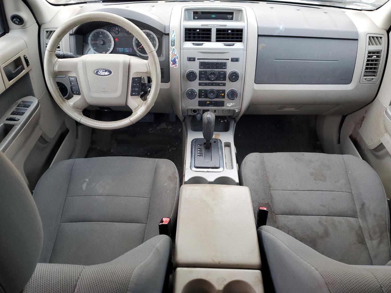 2009 FORD ESCAPE