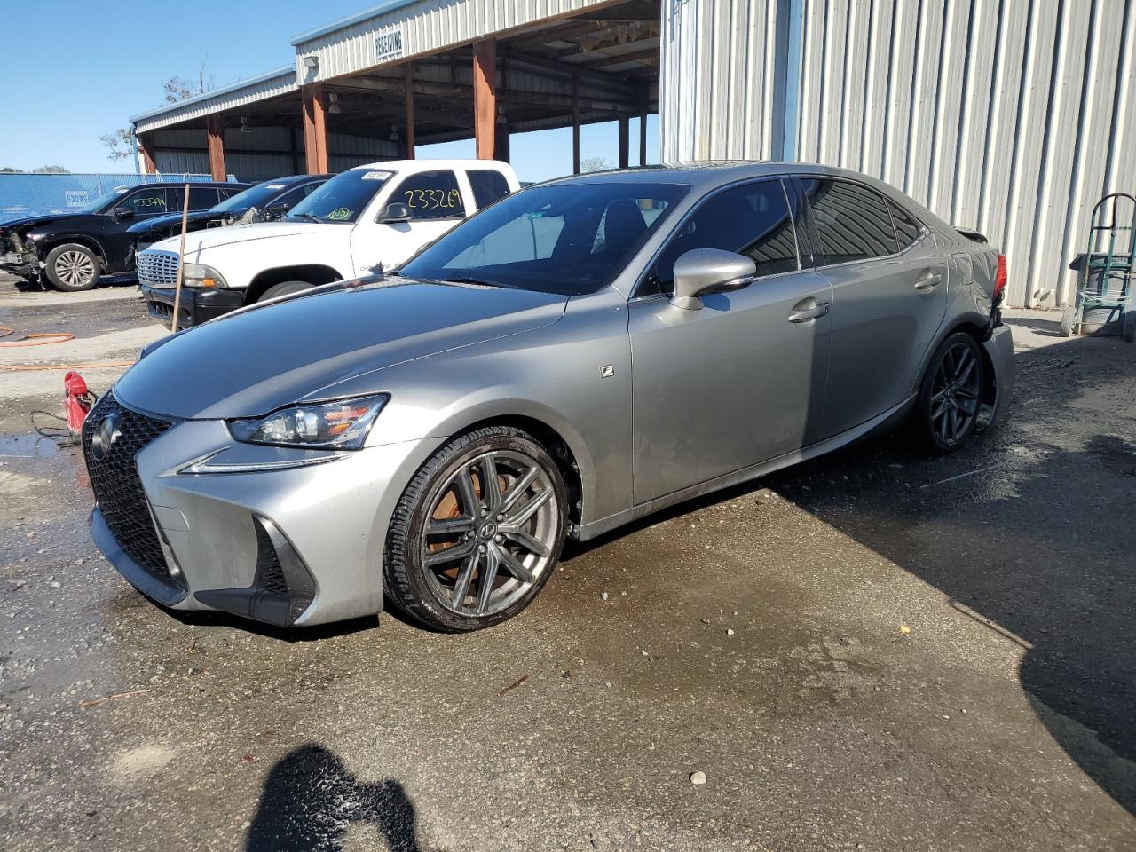 2018 LEXUS IS 300