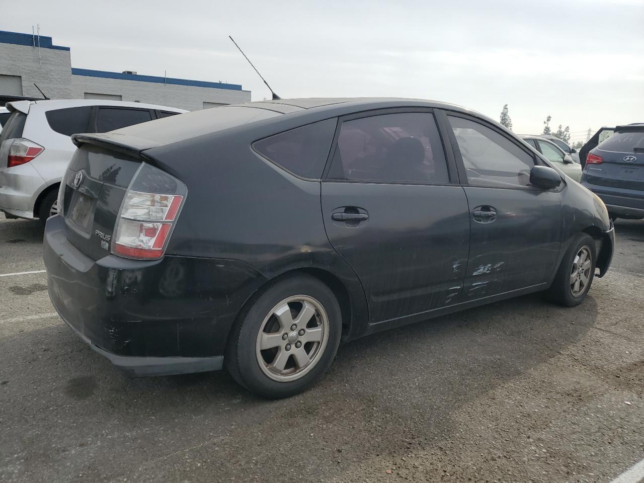 2004 TOYOTA PRIUS