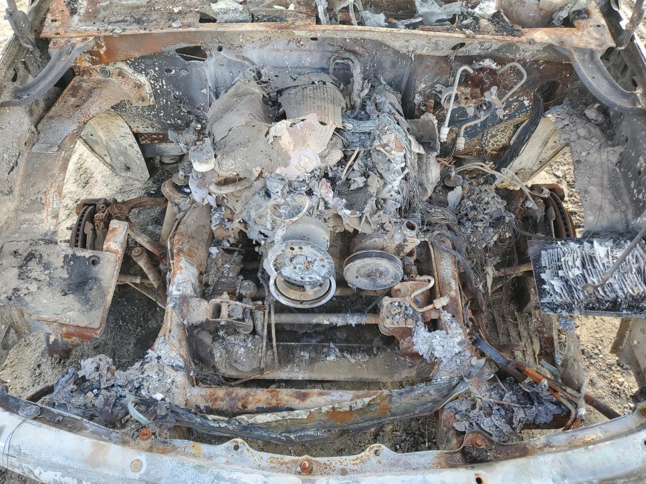 2002 CADILLAC ESCALADE