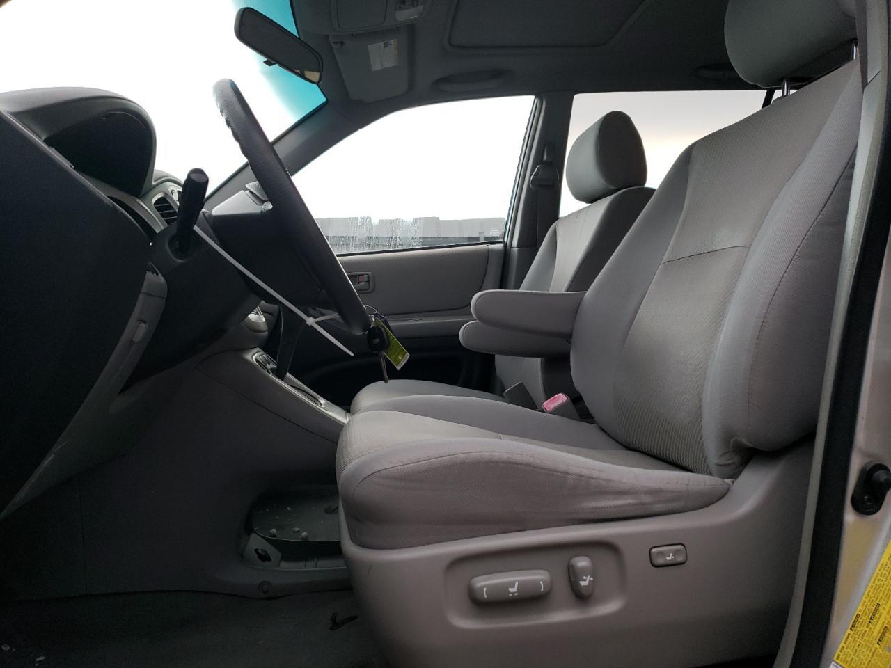 2006 TOYOTA HIGHLANDER