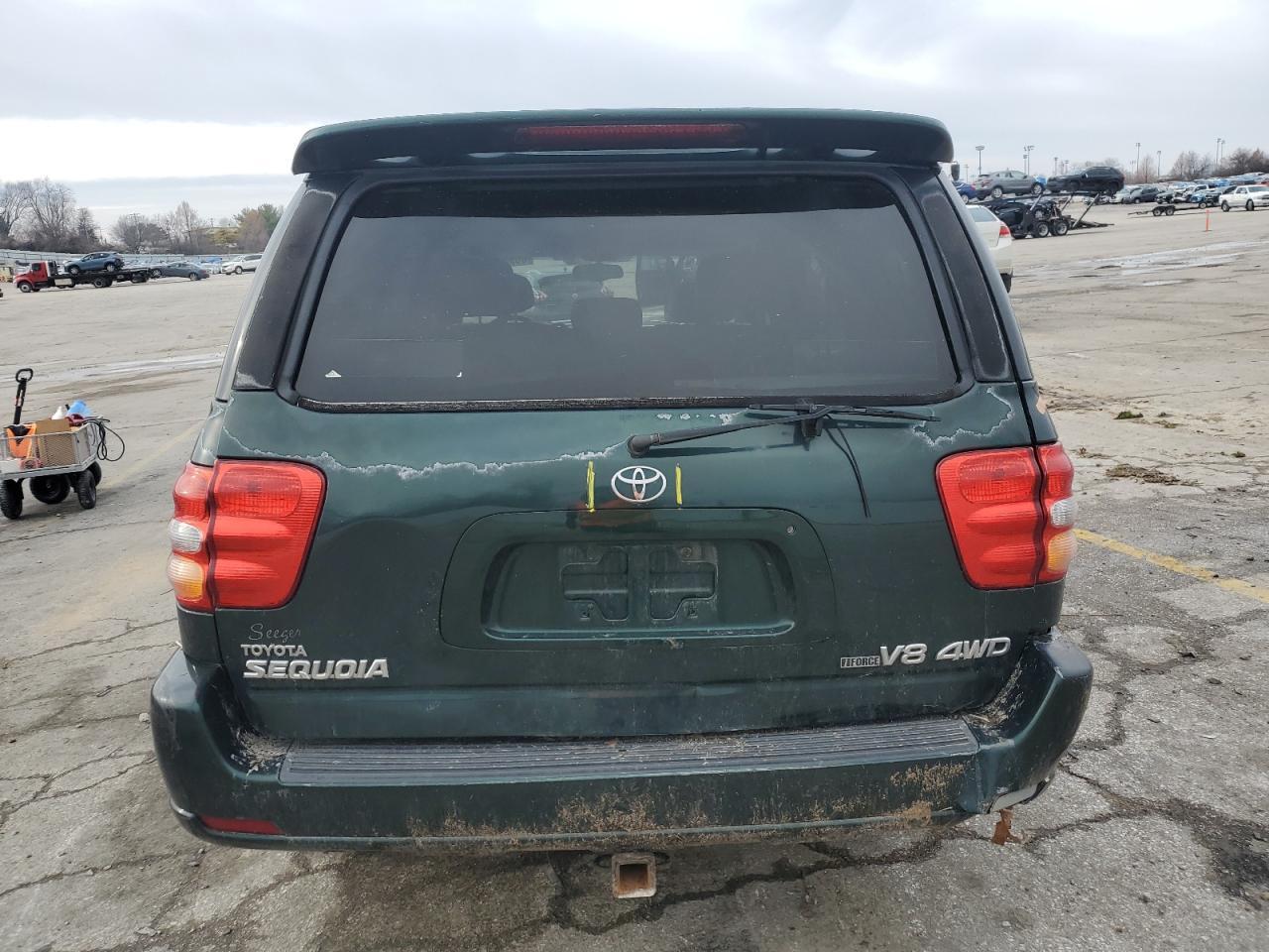 2002 TOYOTA Sequoia