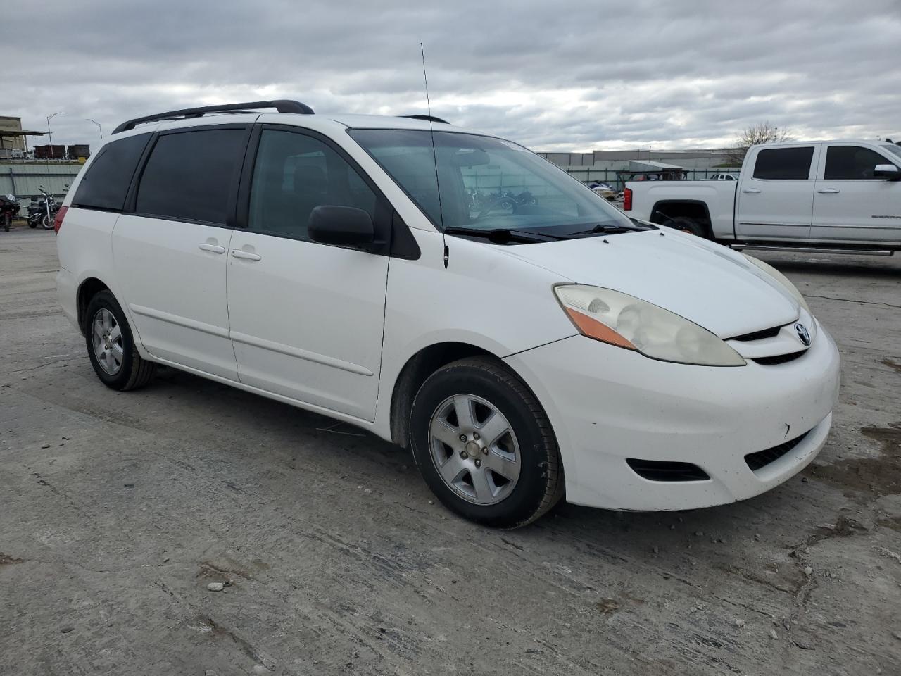 2008 TOYOTA SIENNA