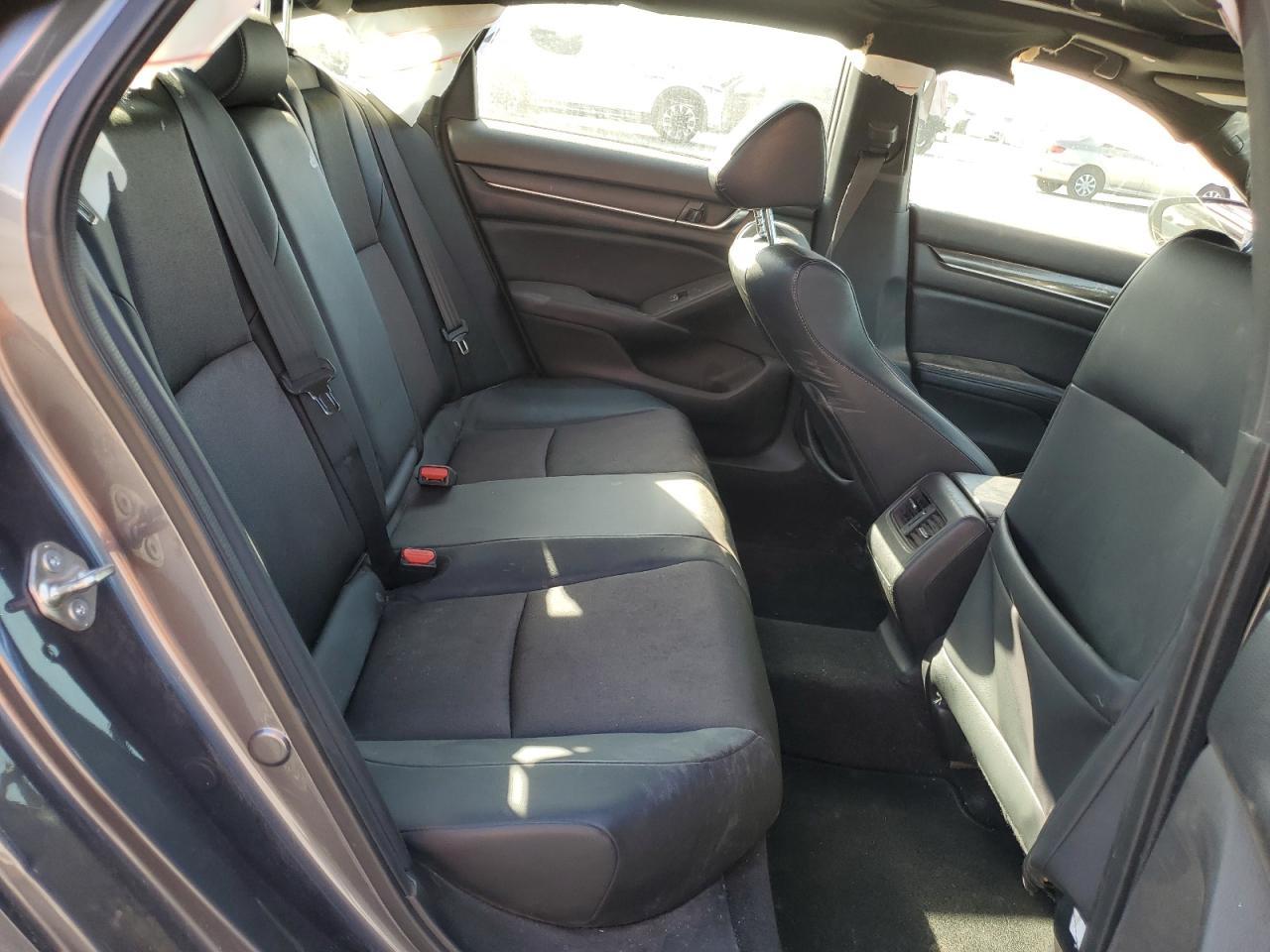 2018 HONDA ACCORD