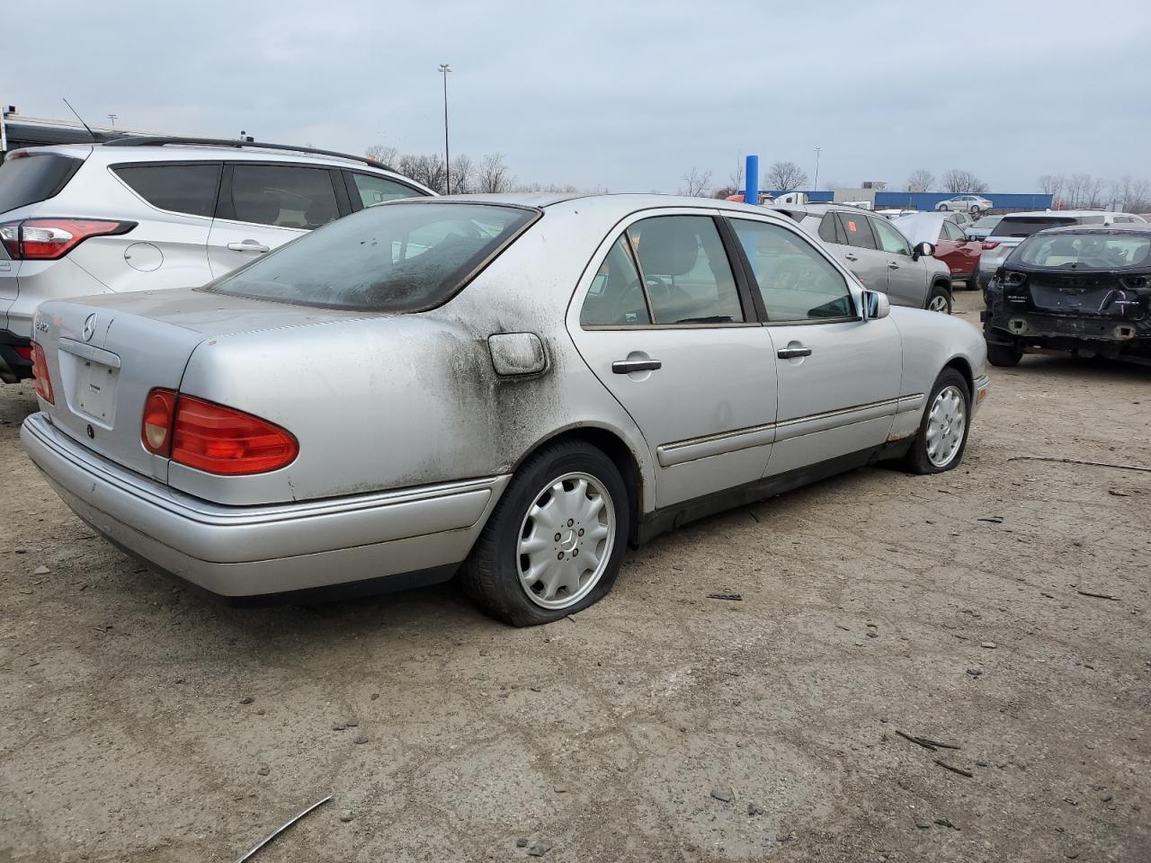 1999 MERCEDES-BENZ E-Class