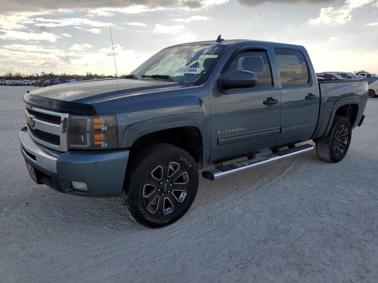 2011 CHEVROLET Silverado