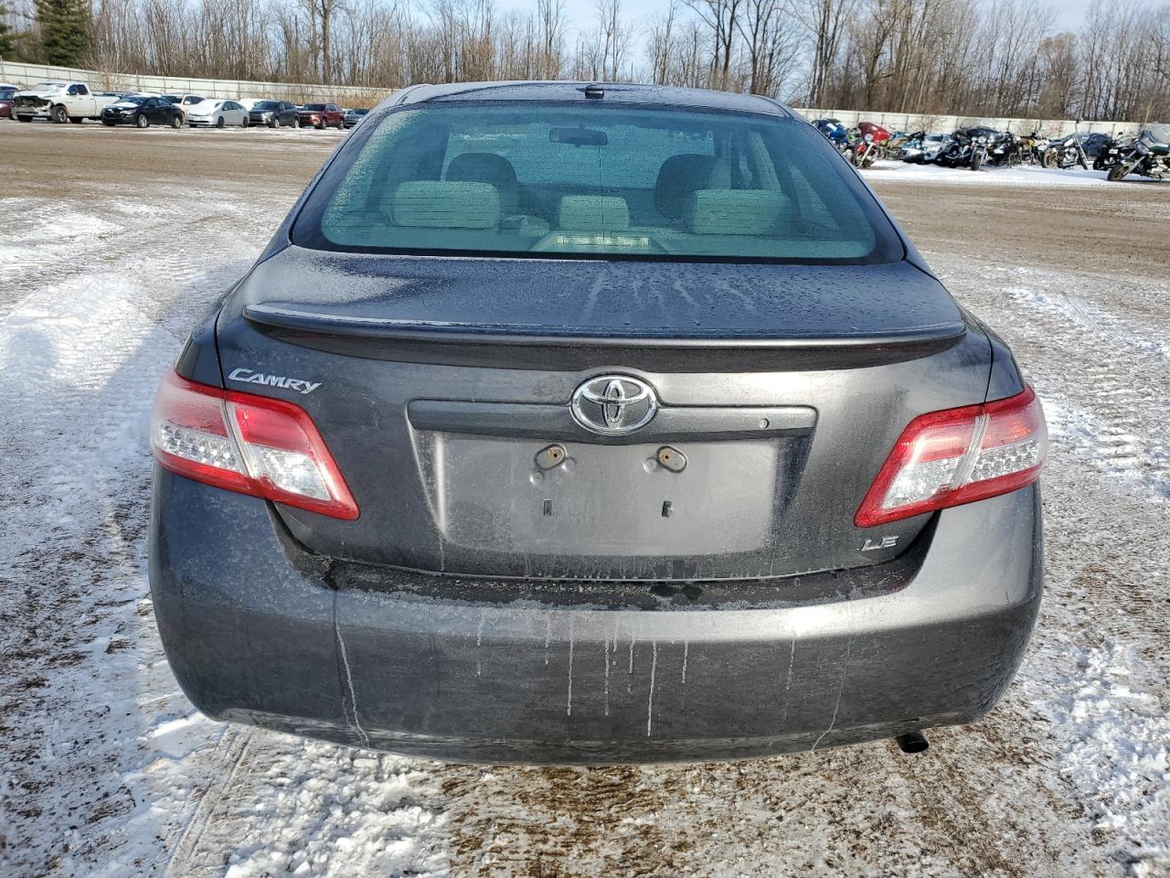2011 TOYOTA CAMRY