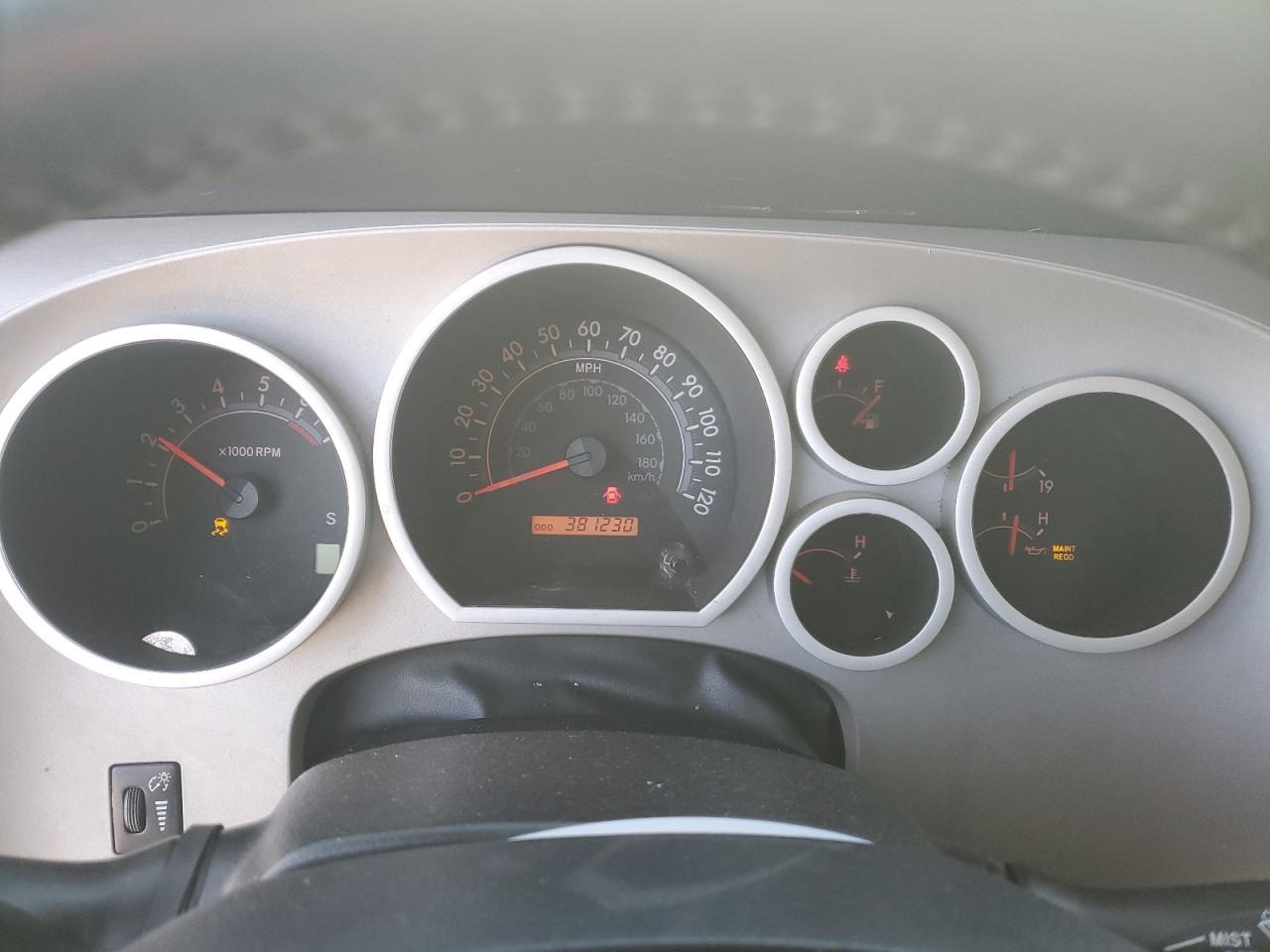 2008 TOYOTA Sequoia