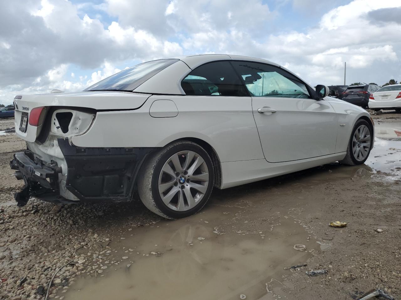 2013 BMW 3 SERIES