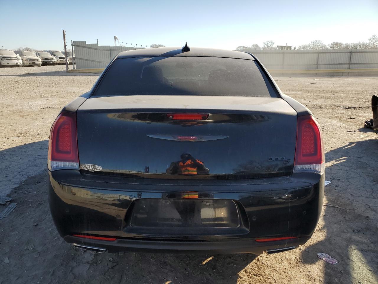 2021 CHRYSLER 300