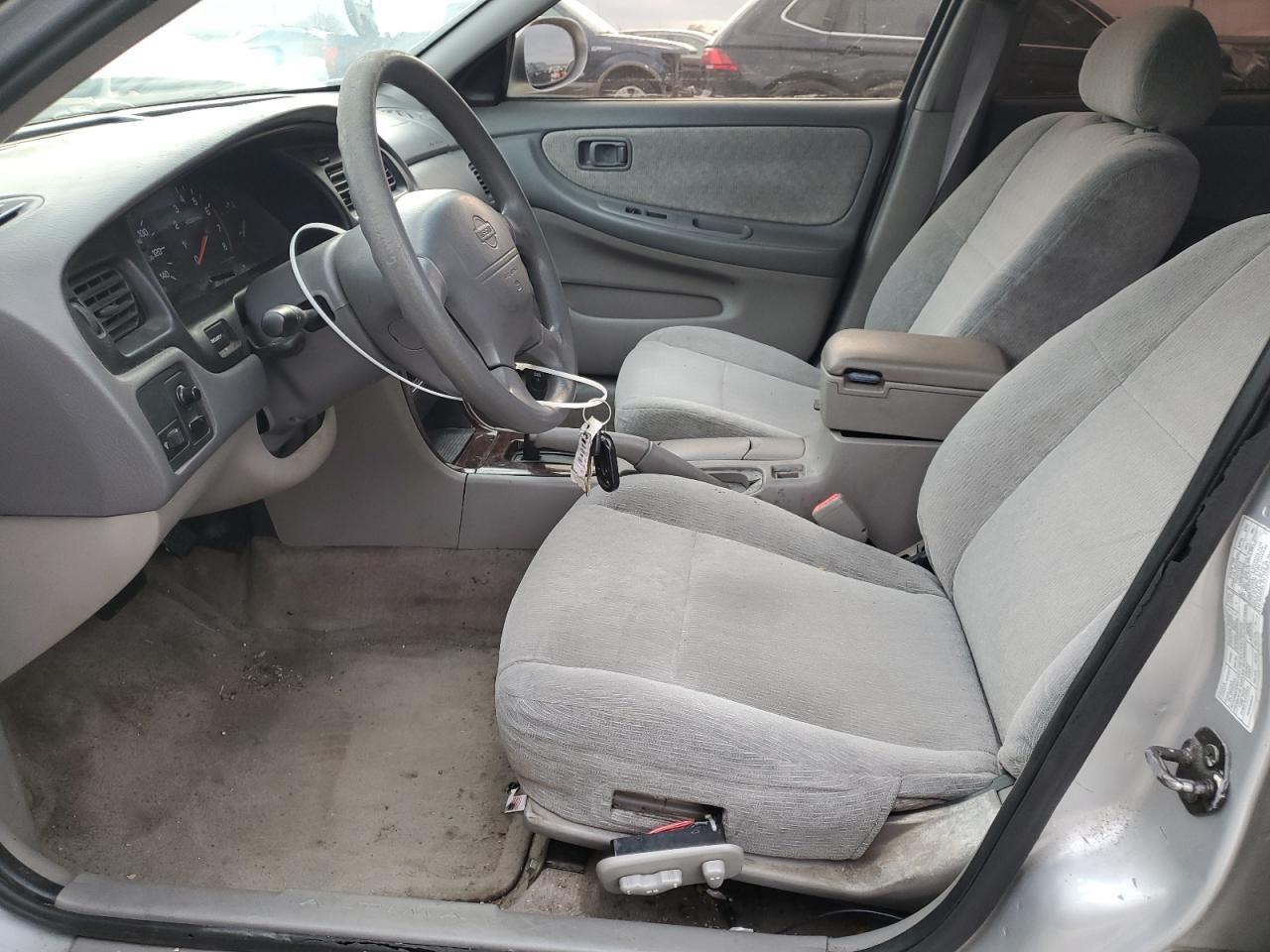 2001 NISSAN ALTIMA