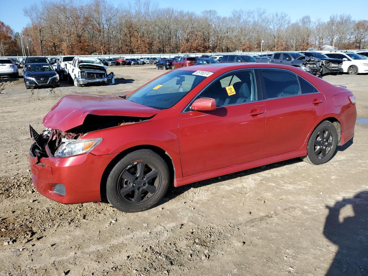 2011 TOYOTA CAMRY