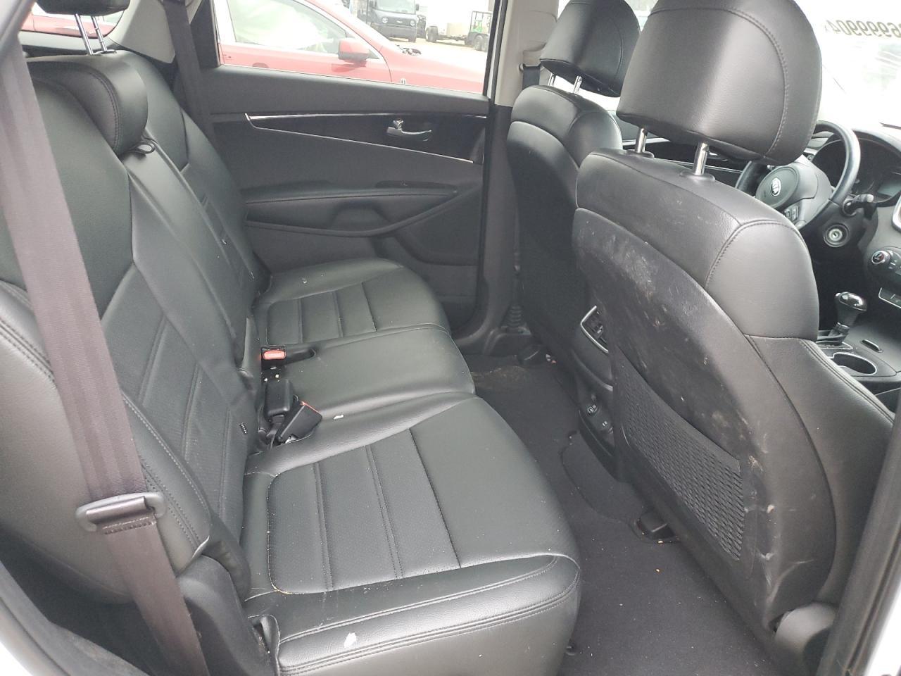 2017 KIA SORENTO