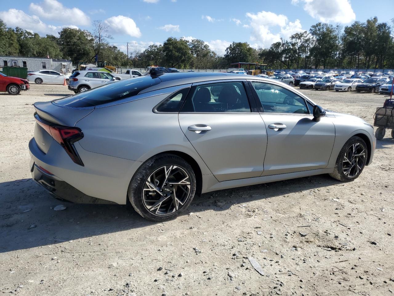 2025 KIA K5