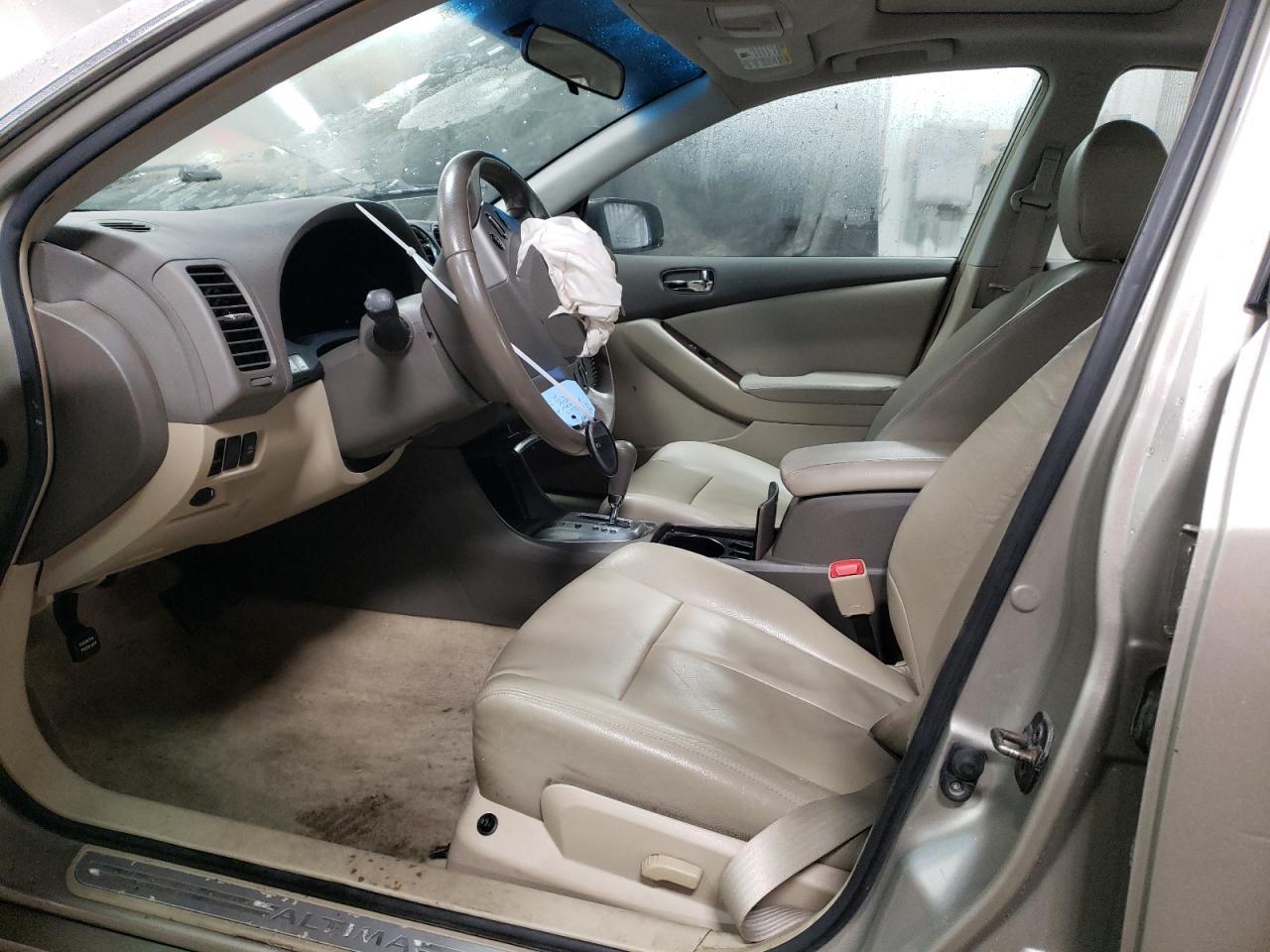 2010 NISSAN ALTIMA