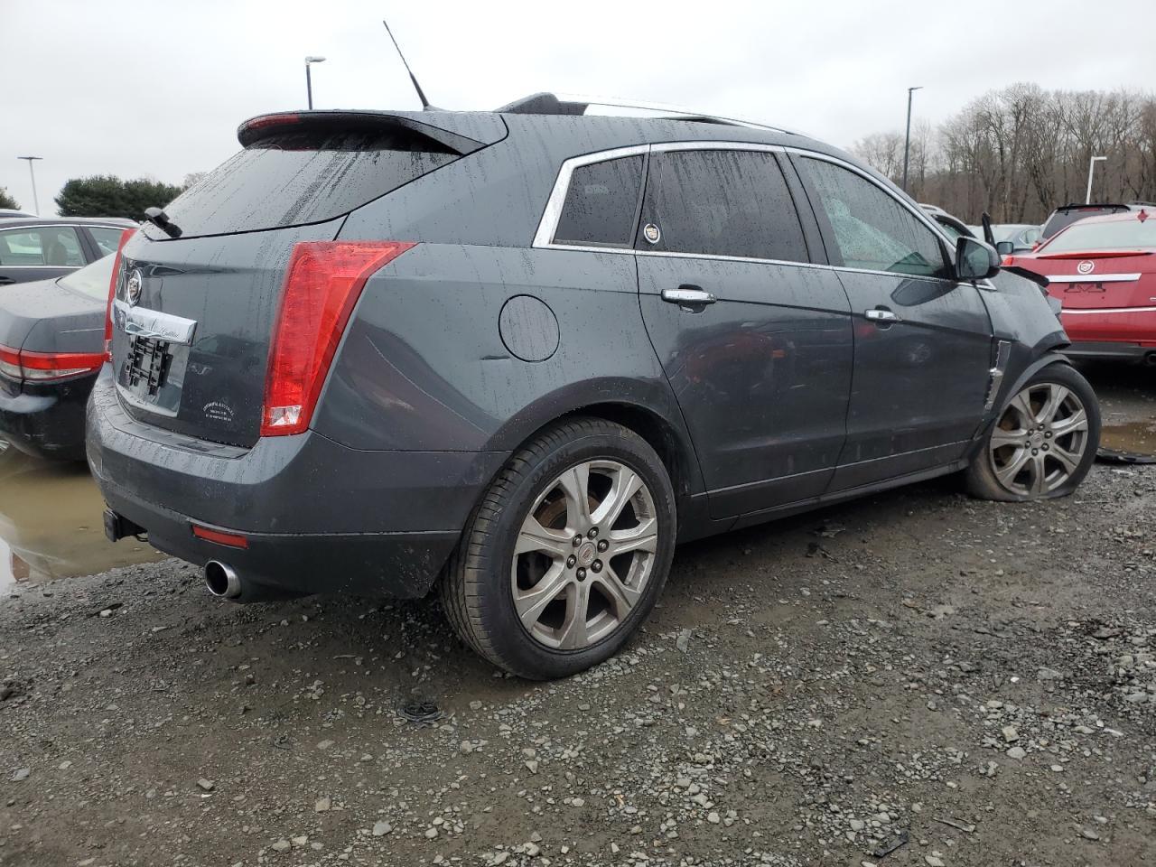 2010 CADILLAC SRX